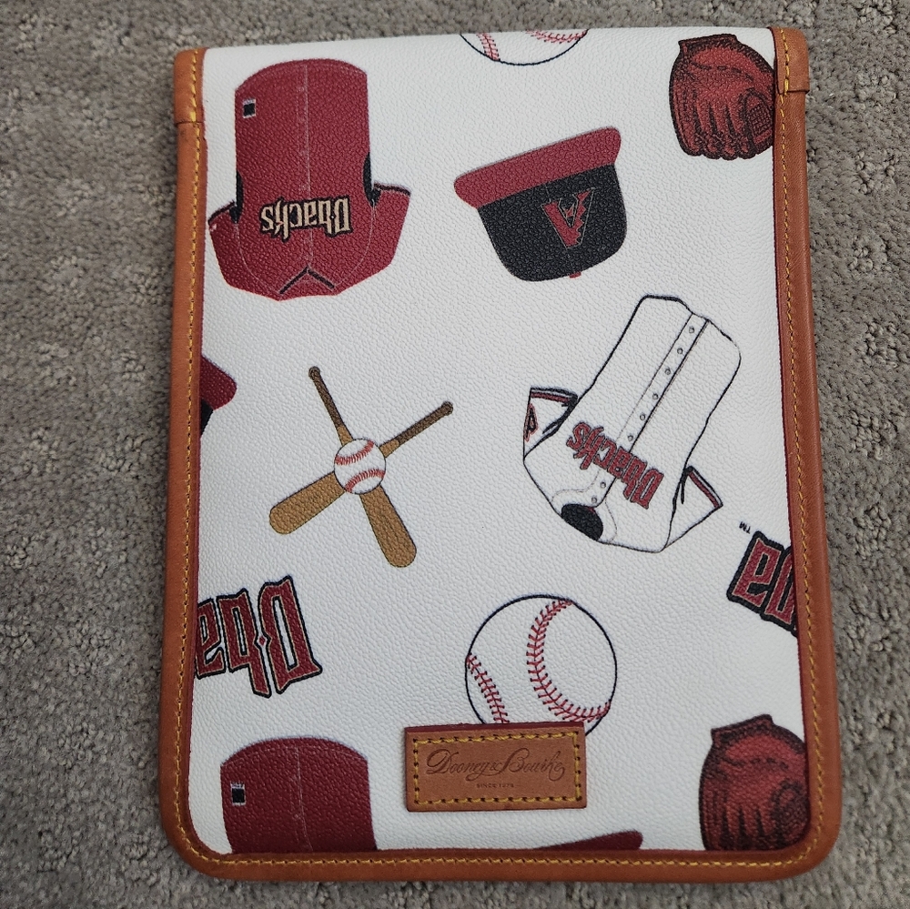 Diamondbacks DOONEY AND BOURKE iPAD MINI CASE - Picture 3 of 8
